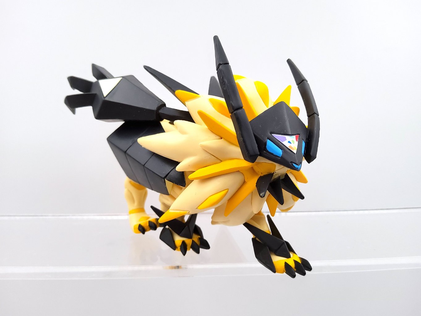 Pokemon Tomy Necrozma Crinière du Couchant Necrozma Dusk Mane