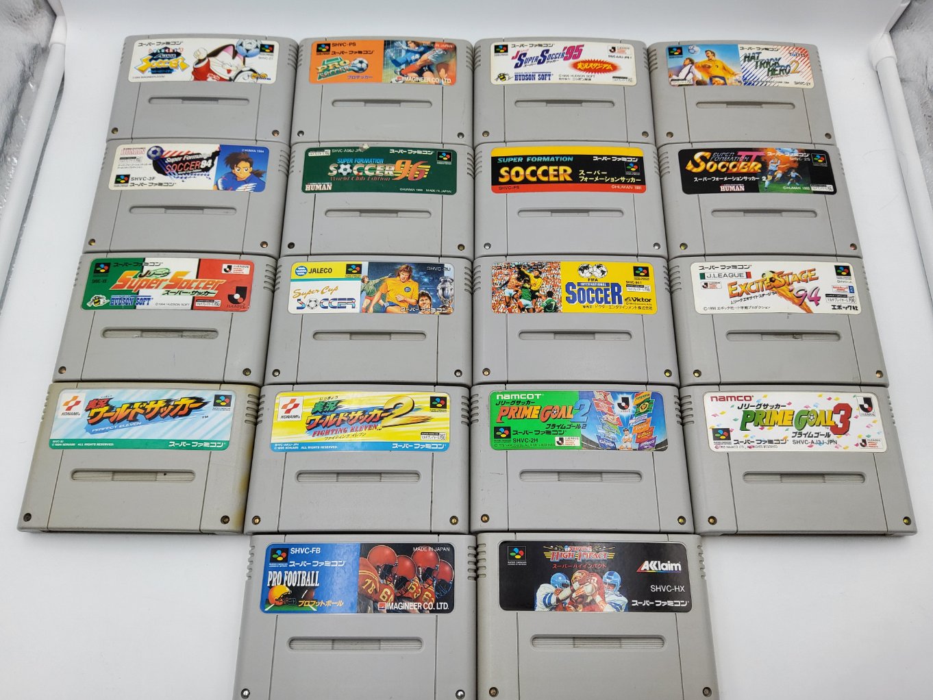 Lot 18 Jeux de Football Super Famicom 00001