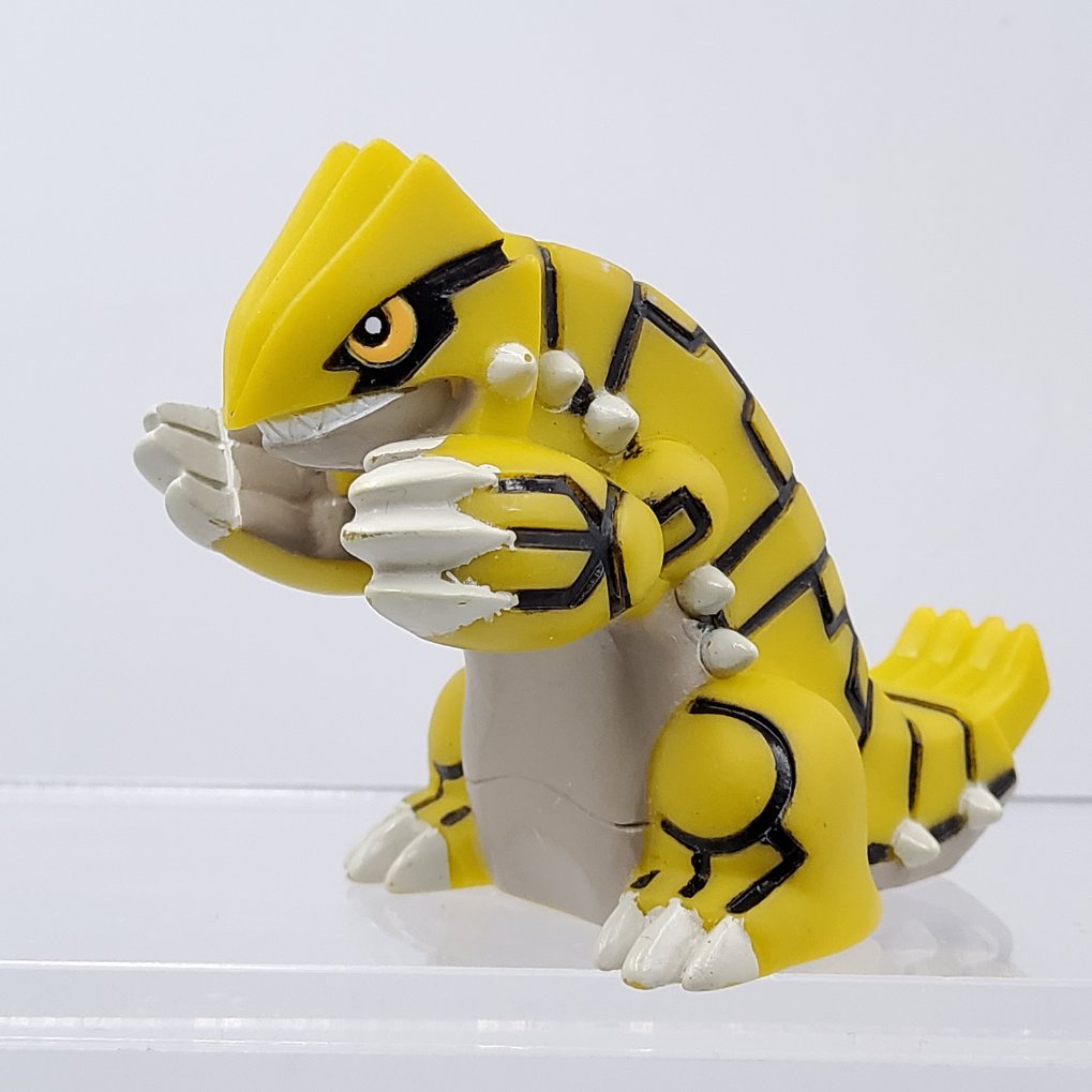 Pokemon Kids - Groudon Shiny B00001