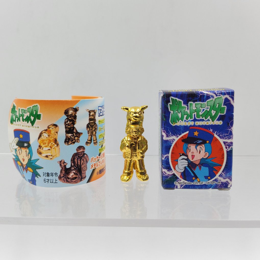 Pokemon Anime Version Metal Collection Figure - Ash Ketchum & Pikachu Gold Color 00001