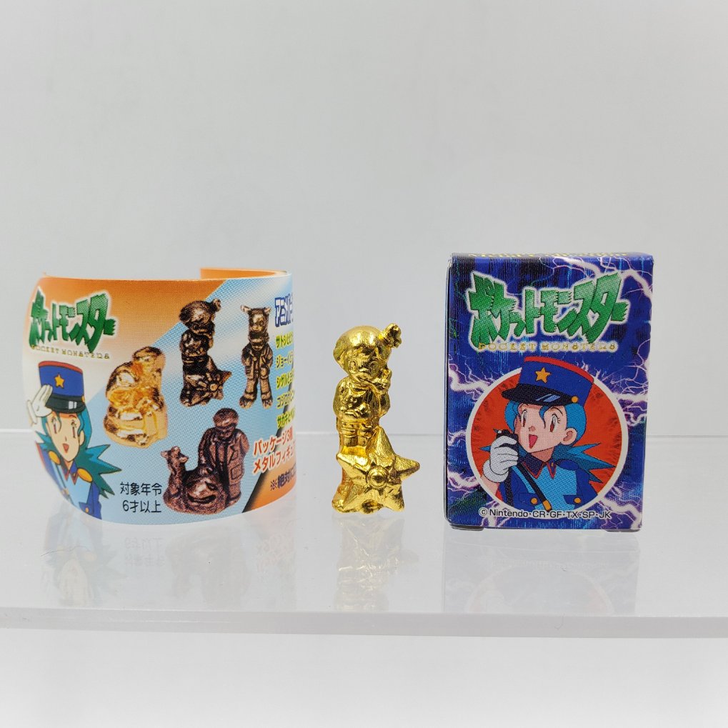 Pokemon Anime Version Metal Collection Figure - Misty & Togepi & Staryu Gold Color 00001