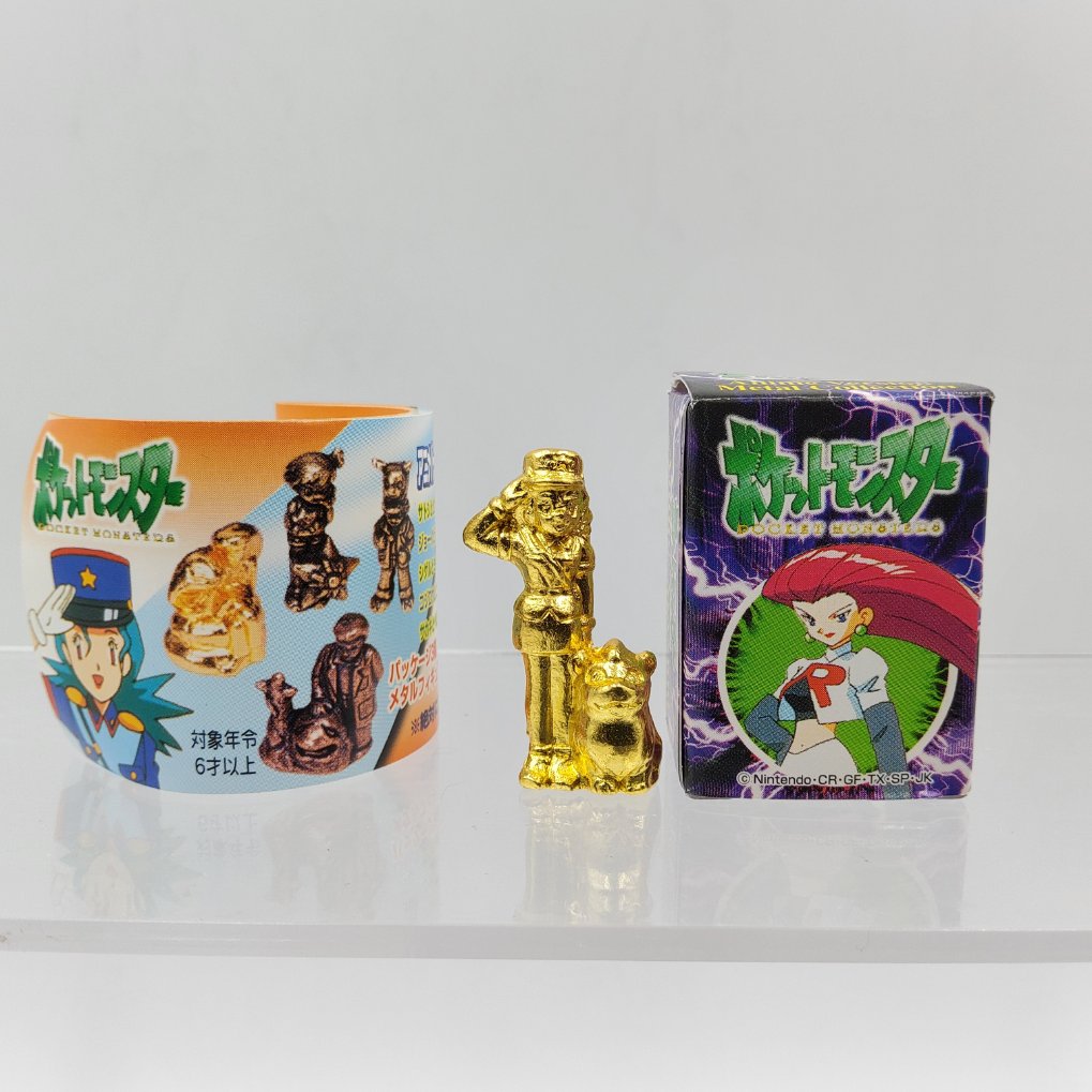 Pokemon Anime Version Metal Collection Figure - Officer Jenny & Growlithe Gold Color 00001