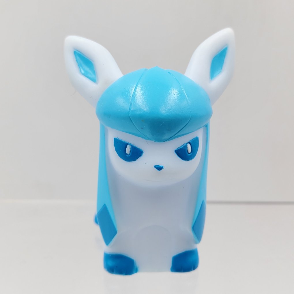 Pokemon Kids – Givrali : Glaceon Shiny B00001
