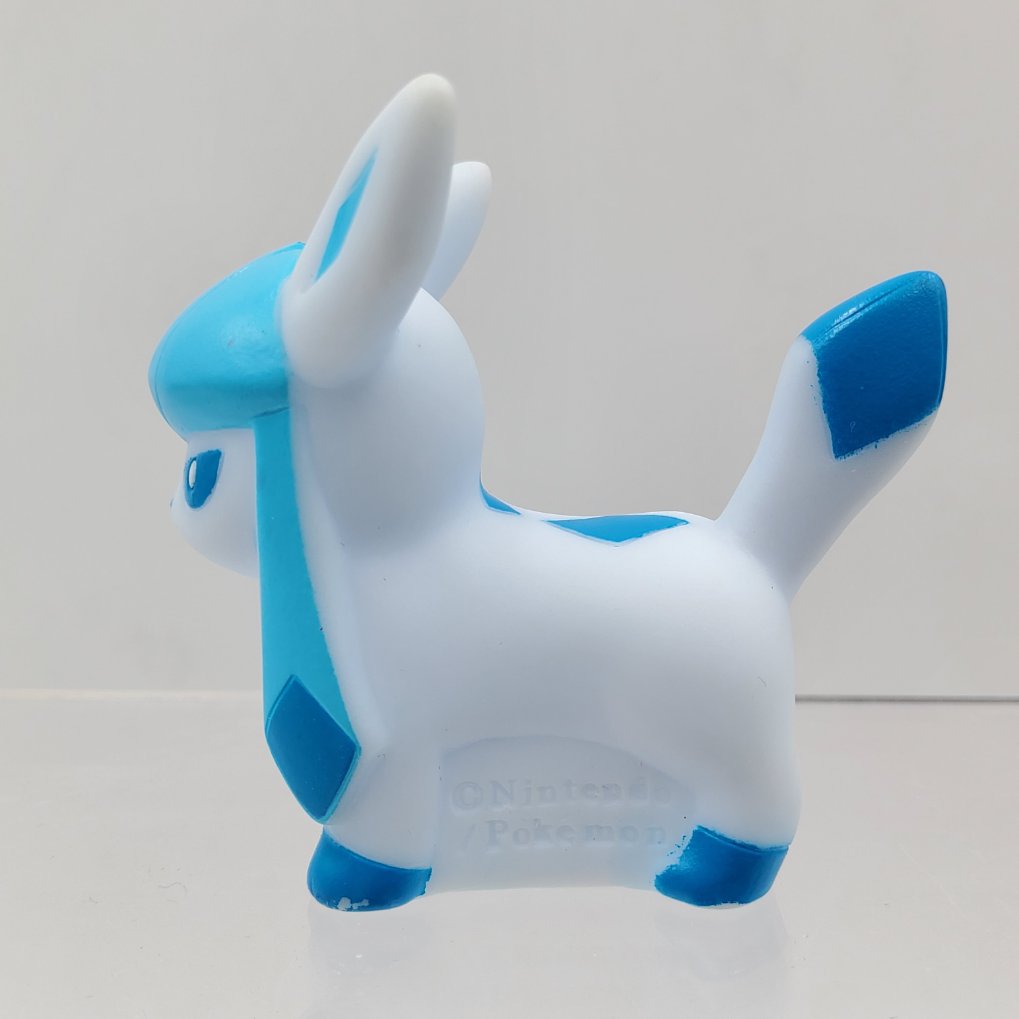 Pokemon Kids – Givrali : Glaceon Shiny B00003