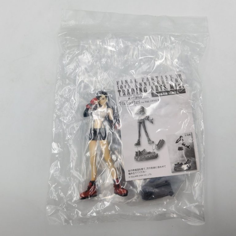 FIGURINE TIFA LOCKHEART FINAL FANTASY VII RETRO 4CM TRADING ARTS MINI VOLUME 2 7