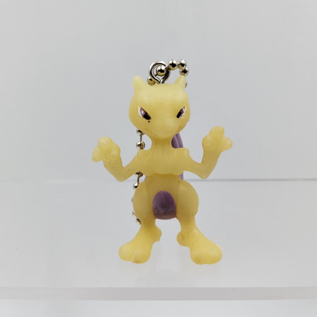 Keychain Pokemon Holder - Mewtwo Semi Clear B00001