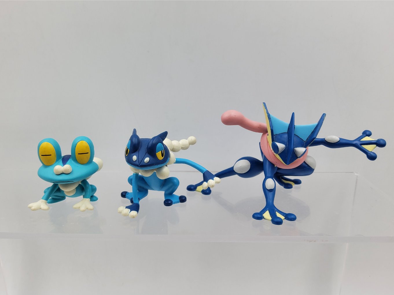 Pokemon Tomy - Grenousse & Croâporal & Amphinobi : Froakie & Frogadier & Greninja Excellent 00001