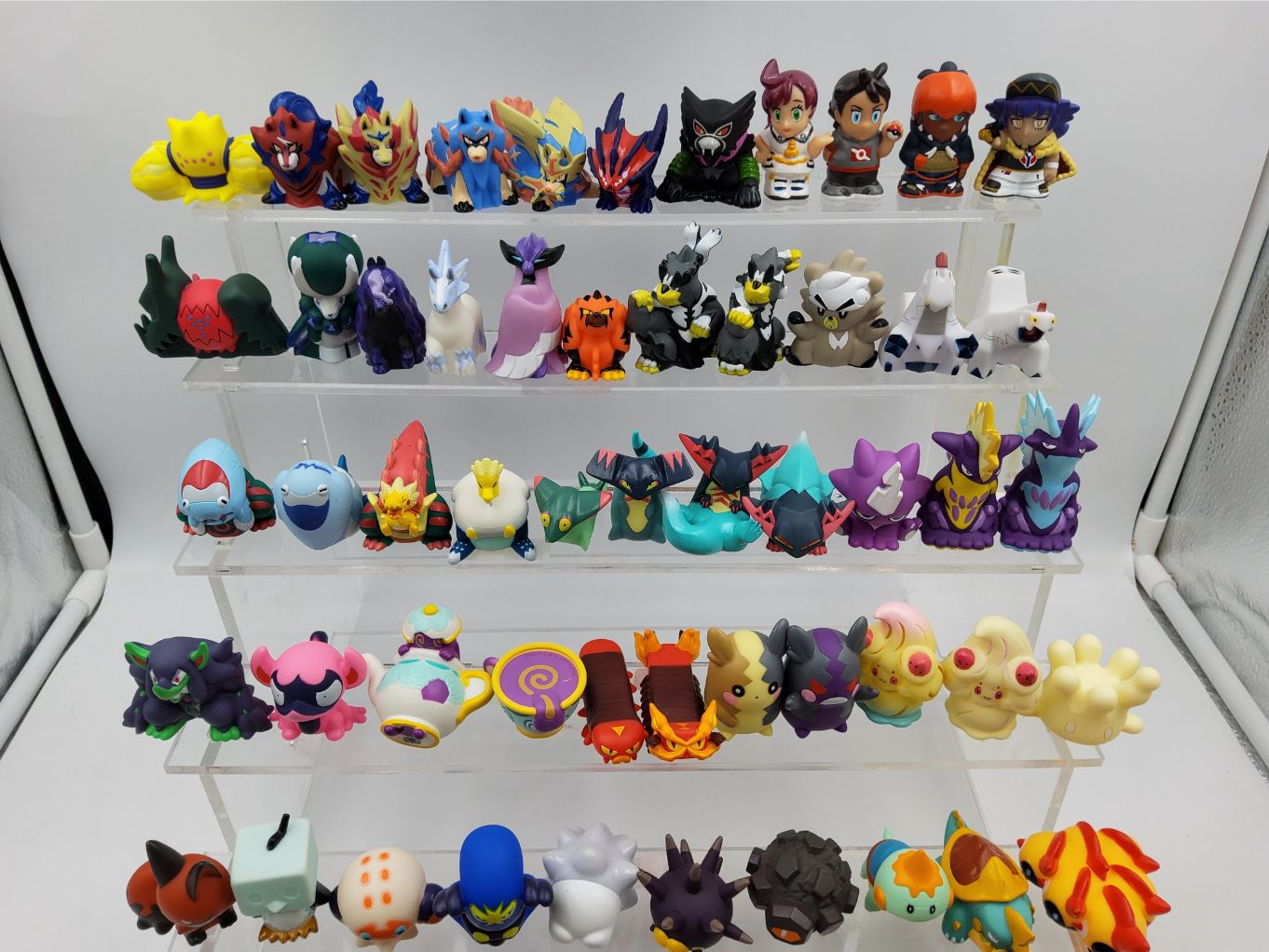 Pokemon Kids – Gen 8 00003