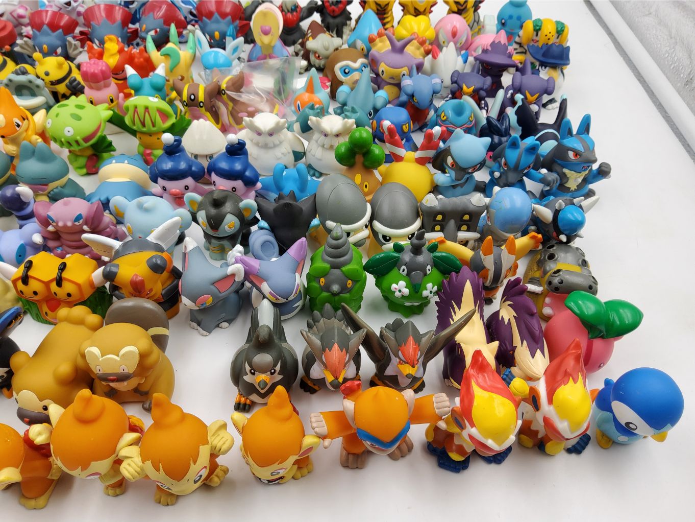 Pokemon Kids - Gen 400003