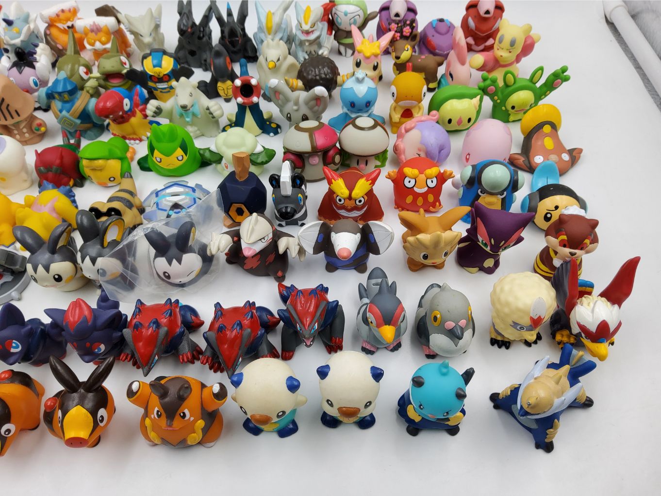 Pokemon Kids - Gen 5 00003