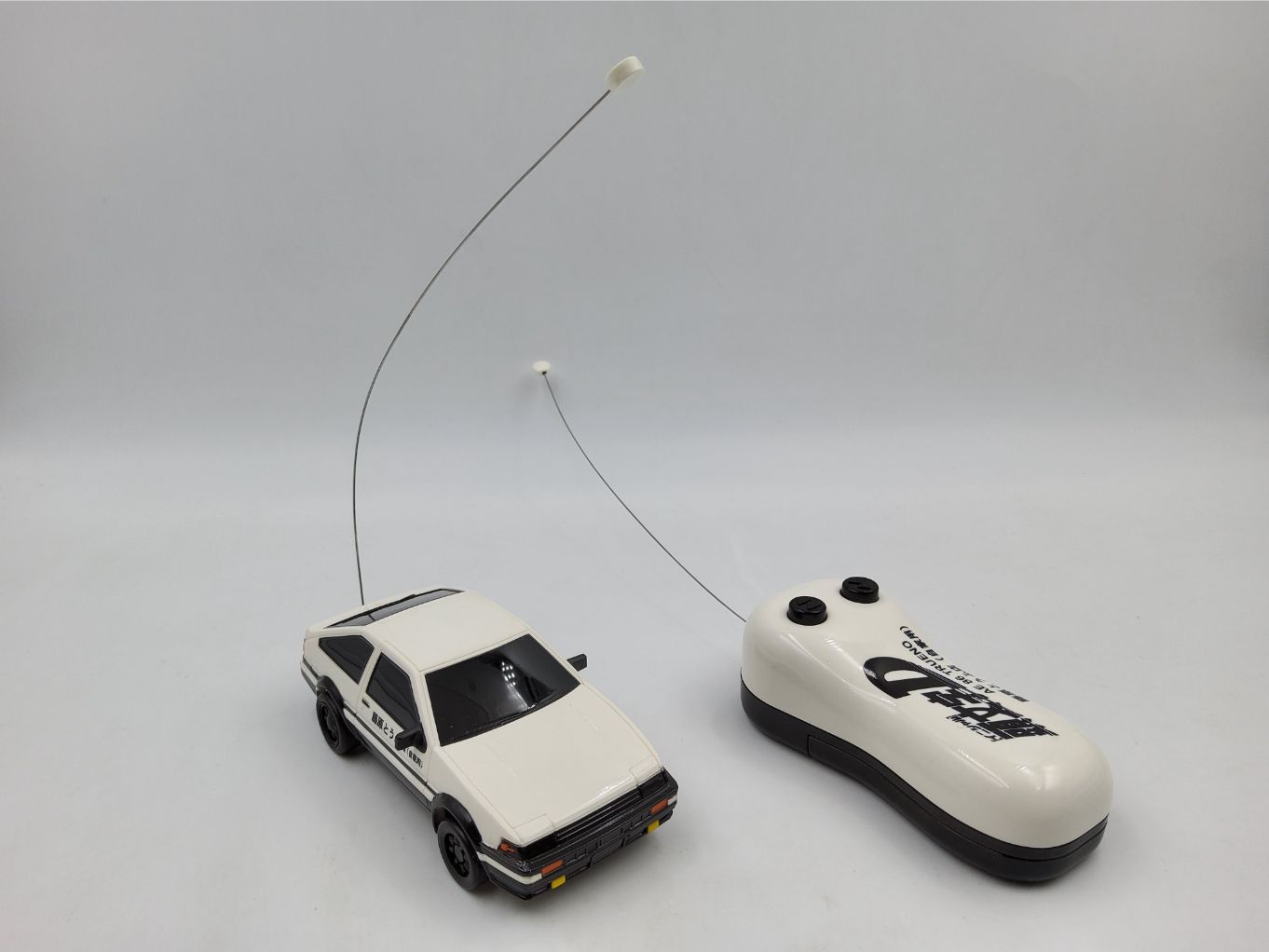 Initial D Radio Control Car Action Figure - Real Type 1:42 Scale - AE86 Toyota Sprinter Trueno GT APEX B00002