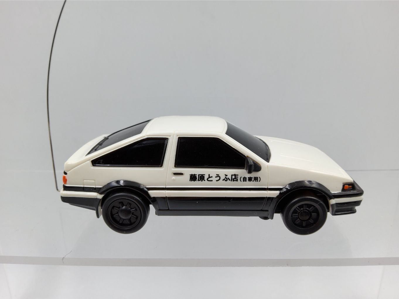 Initial D Radio Control Car Action Figure - Real Type 1:42 Scale - AE86 Toyota Sprinter Trueno GT APEX B00003